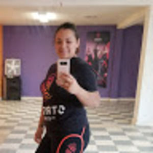 Meet your Posher, Chinos dance studio